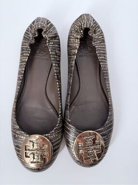 Tory Burch Black and Gold Logo Round-Toe Ballet Flats